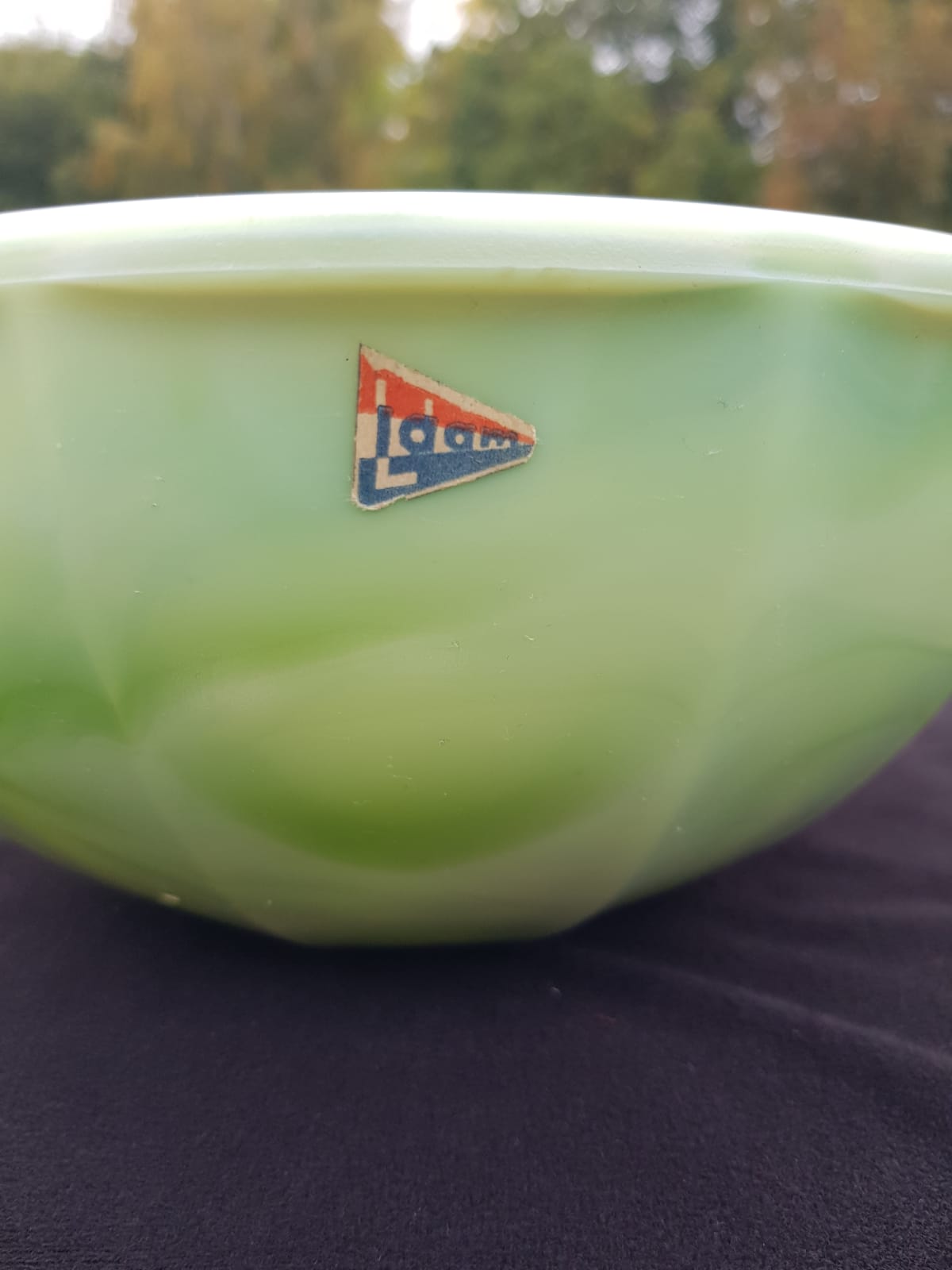 Andries Dirk Copier Opal Glass Bowl, Glasfabriek Leerdam, Holland 1930s