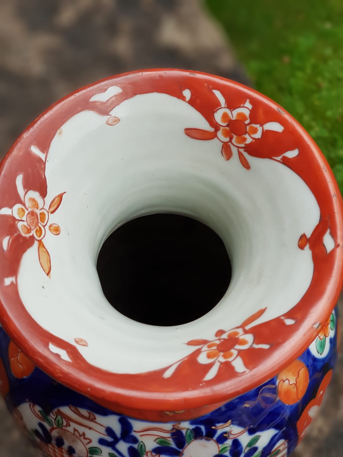 Imari Porcelain Vase, Japan late 19th Century