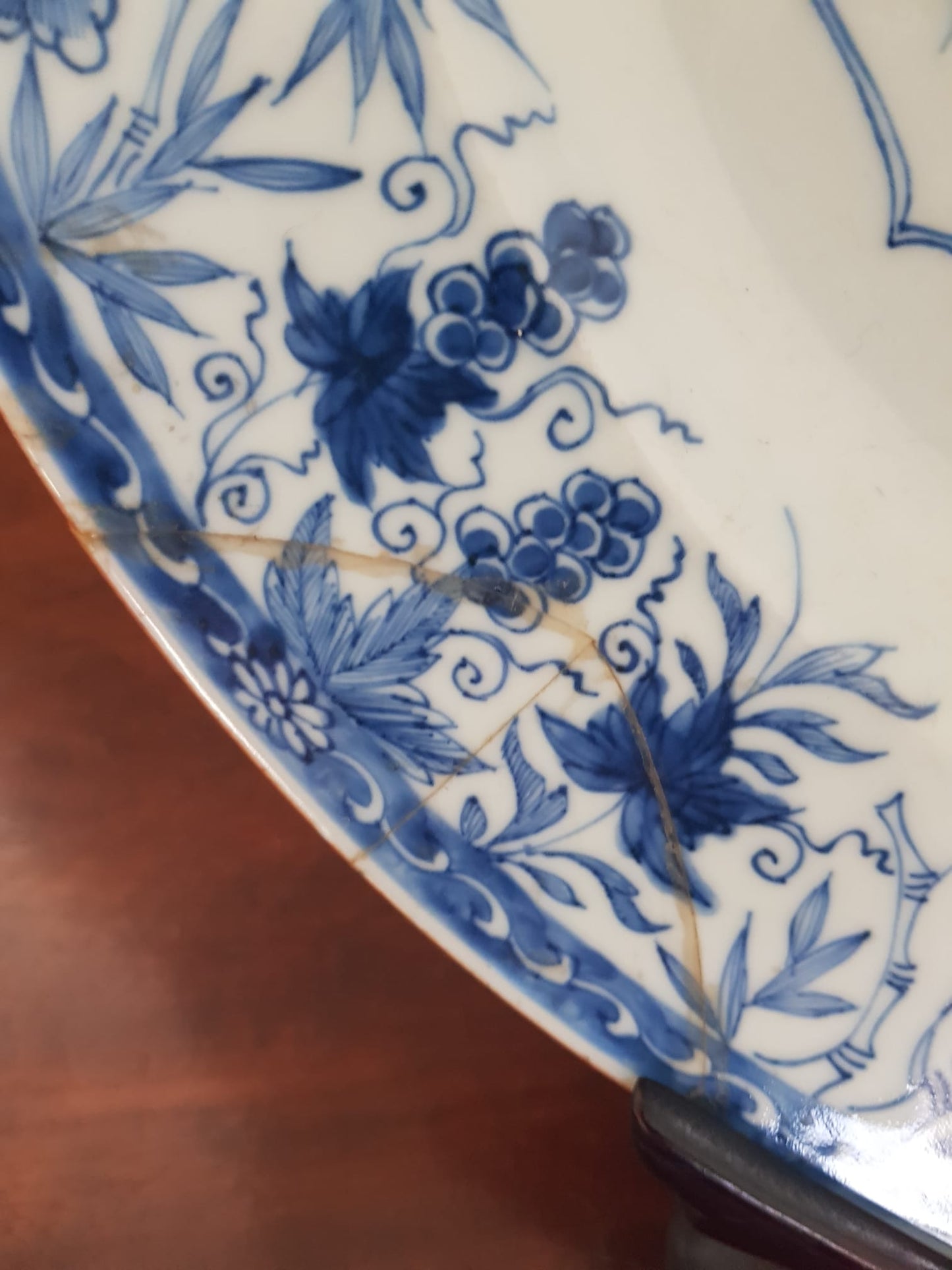 Decorative Porcelain Plate, Qing Dynasty Qianlong China 18th Century