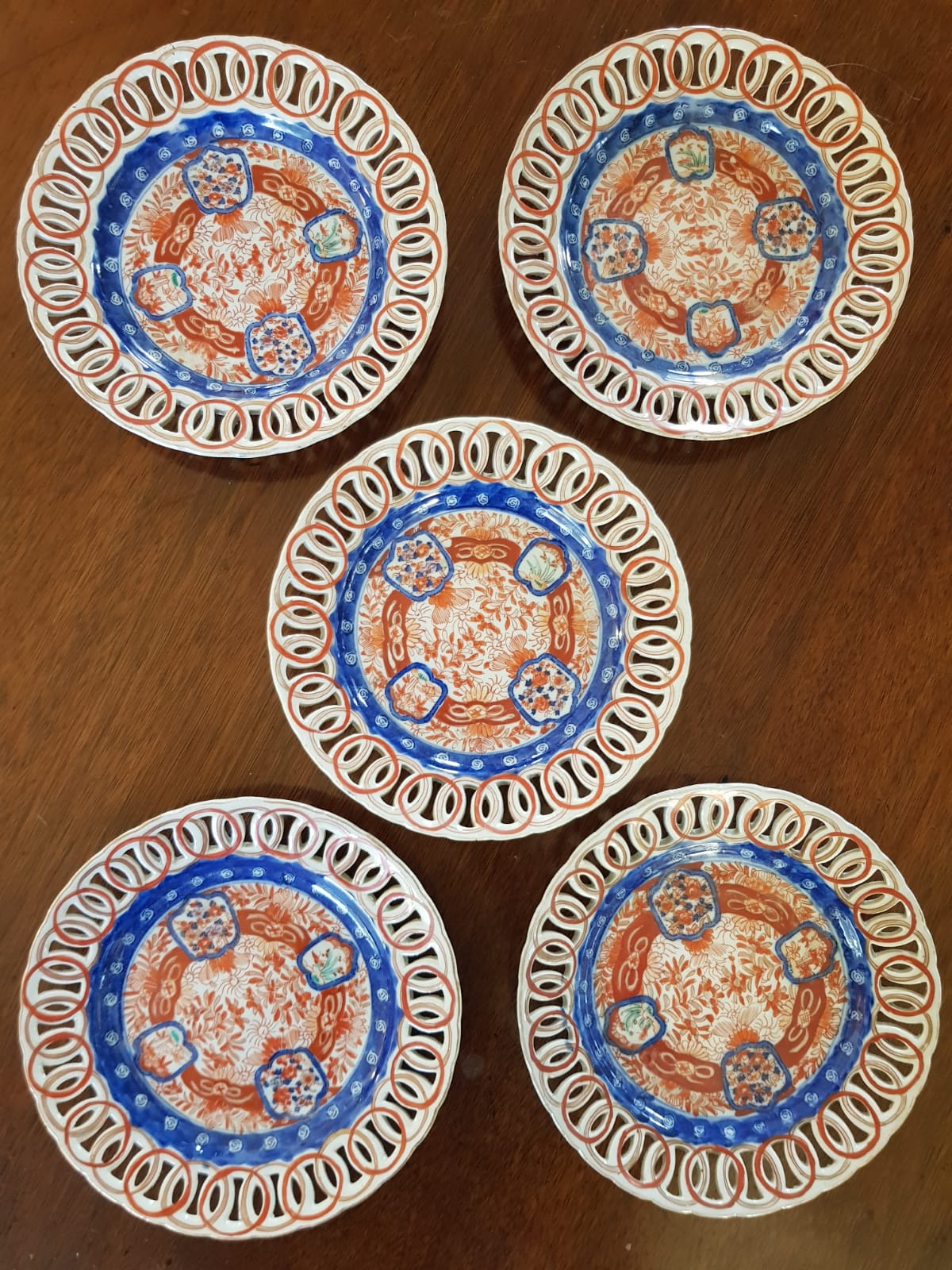 Set Of 5 Antique Imari Glazed  Porcelain Plates, Meiji, Japan 19th Century