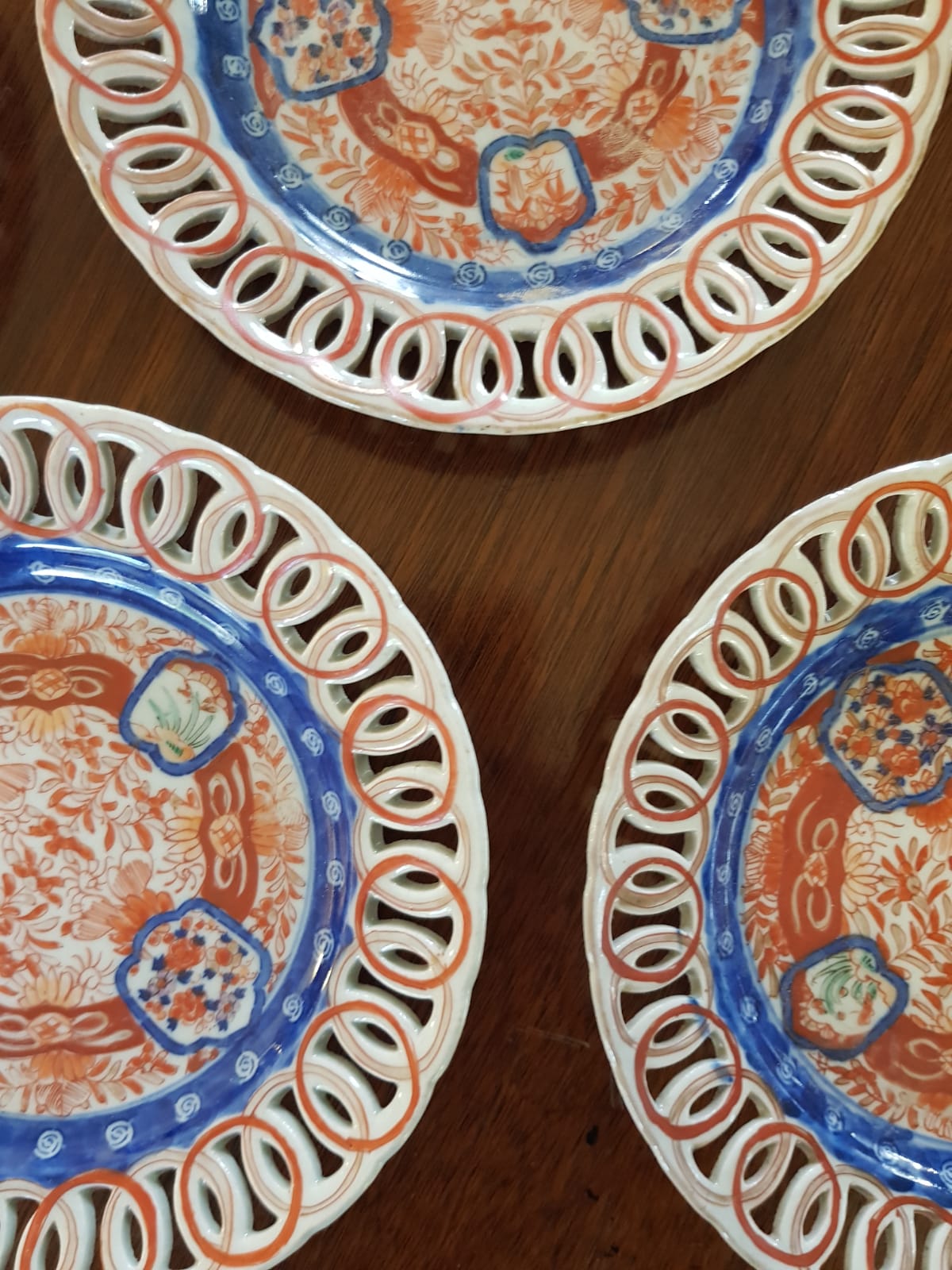 Set Of 5 Antique Imari Glazed  Porcelain Plates, Meiji, Japan 19th Century