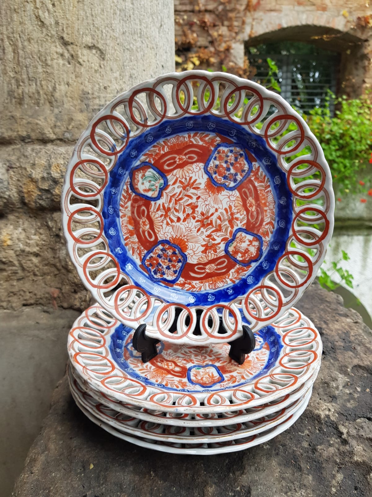 Set Of 5 Antique Imari Glazed  Porcelain Plates, Meiji, Japan 19th Century