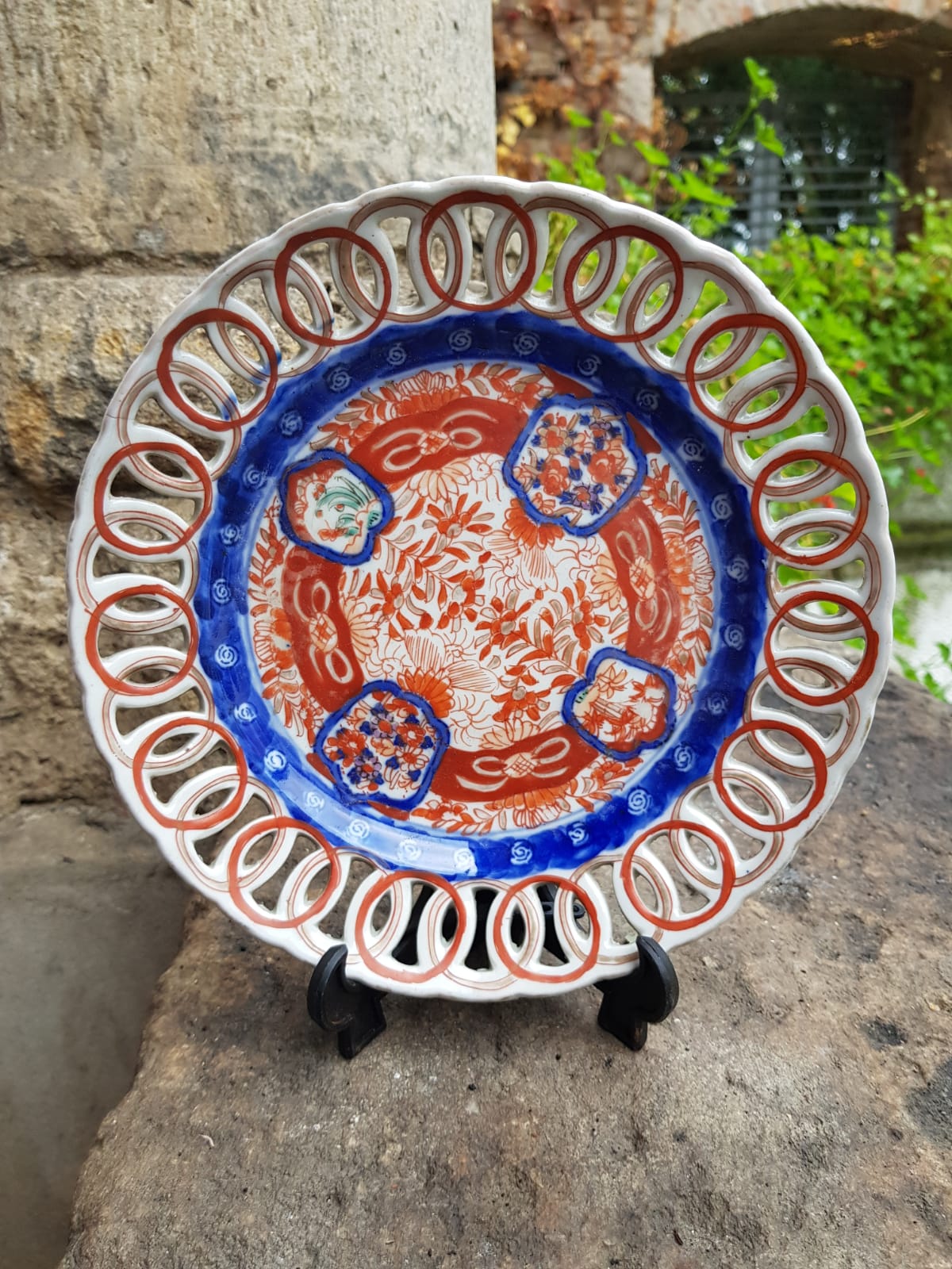 Set Of 5 Antique Imari Glazed  Porcelain Plates, Meiji, Japan 19th Century