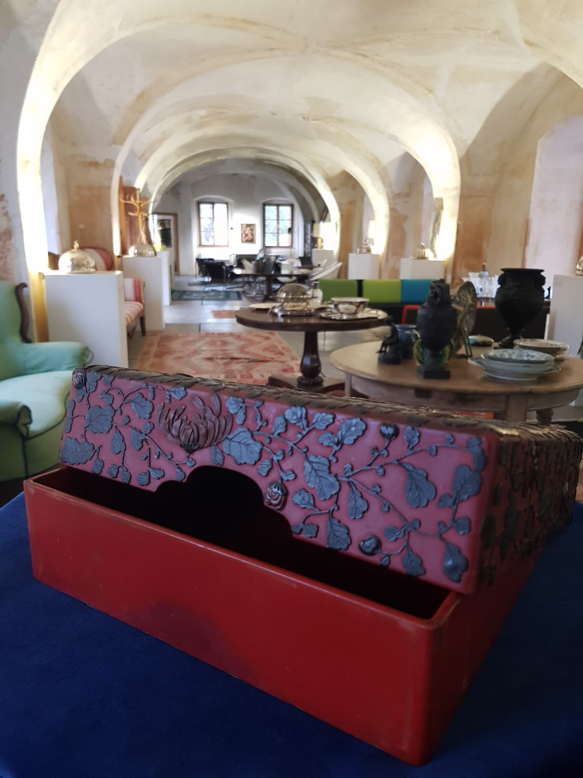 Antique Japanese Red Lacquer Box with Raised Floral Design, 19th Century