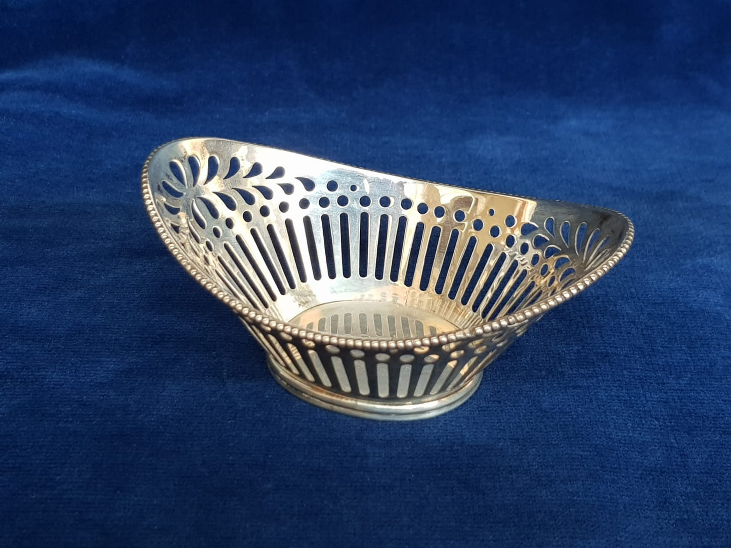 Exquisite Dutch Silver Pierces Bonbon Dish, 1993