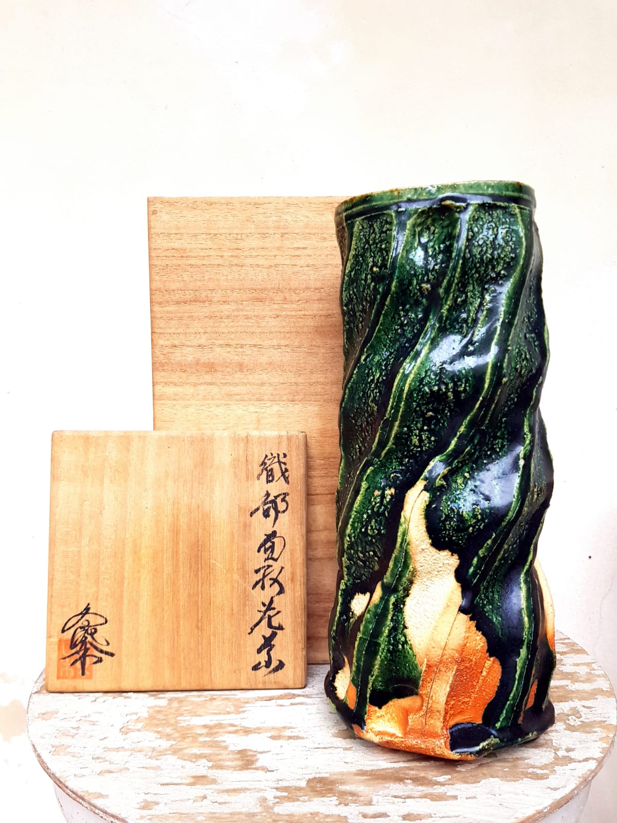 Exquisite Kato Keito Oribe-Ware "Mentori" Japanese Ceramic Vase