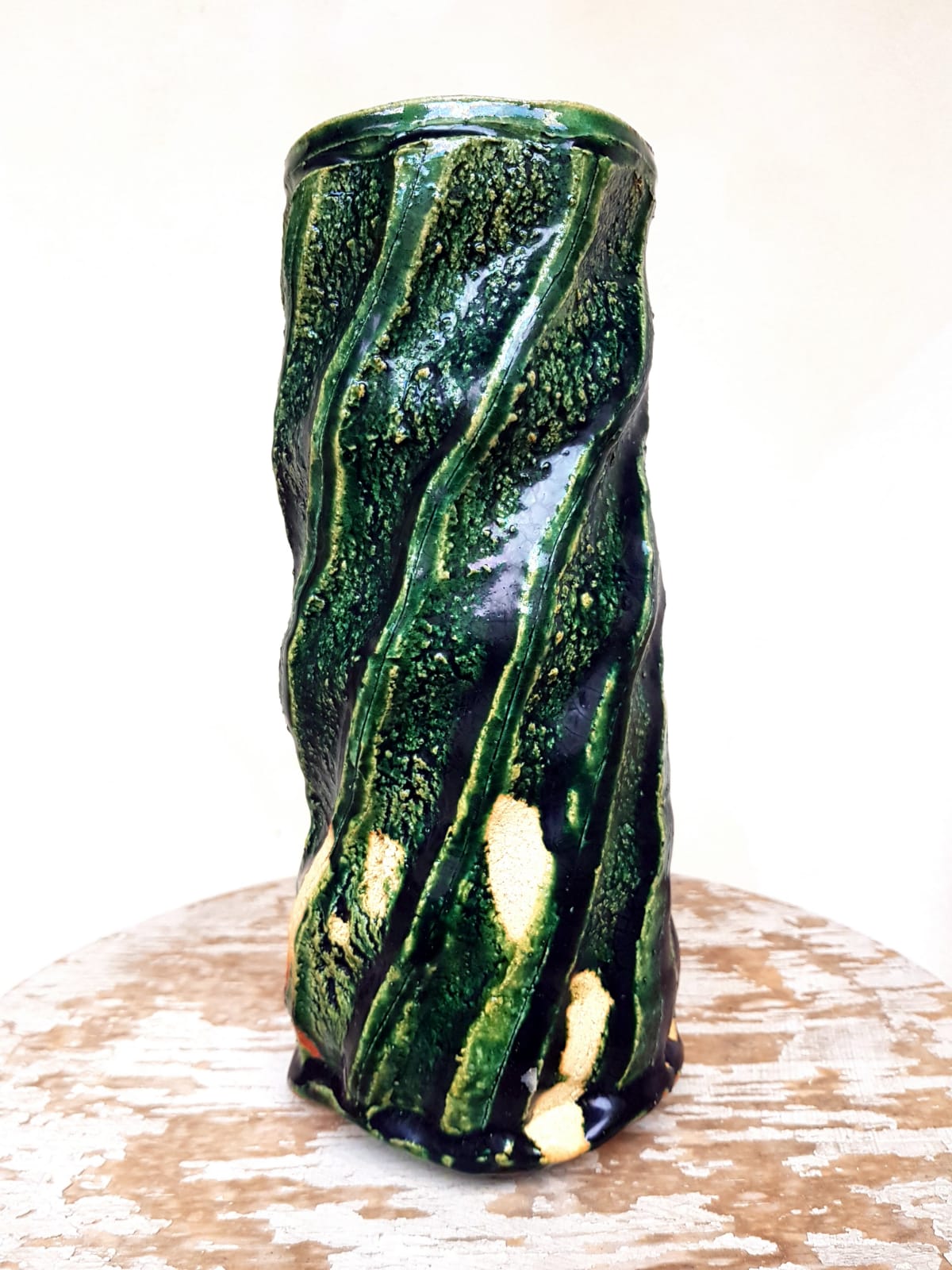 Exquisite Kato Keito Oribe-Ware "Mentori" Japanese Ceramic Vase