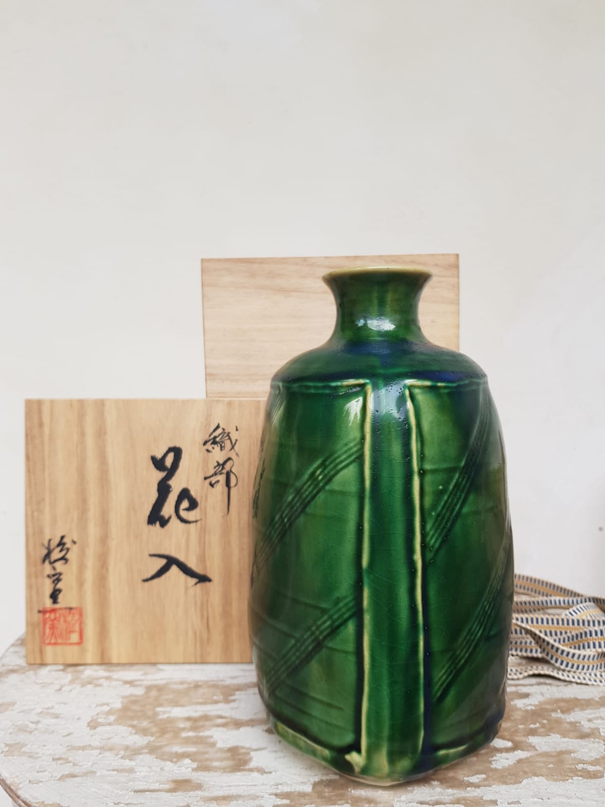 Japanese Oribe Ware Green Glaze Ceramic Flower Vase (Hanairi) with Signed Tomobako