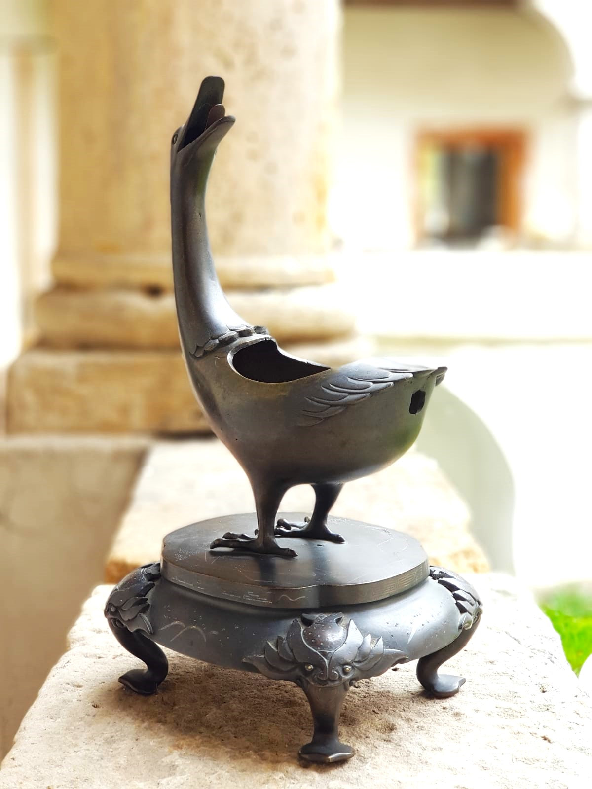 Large Antique Japanese Bronze Goose Incense Burner (Koro), Meiji Period, late 19th Century