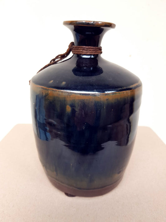 Japanese Glazed Stoneware Tokkuri (Sake Bottle), Meiji Period, late 19th Century