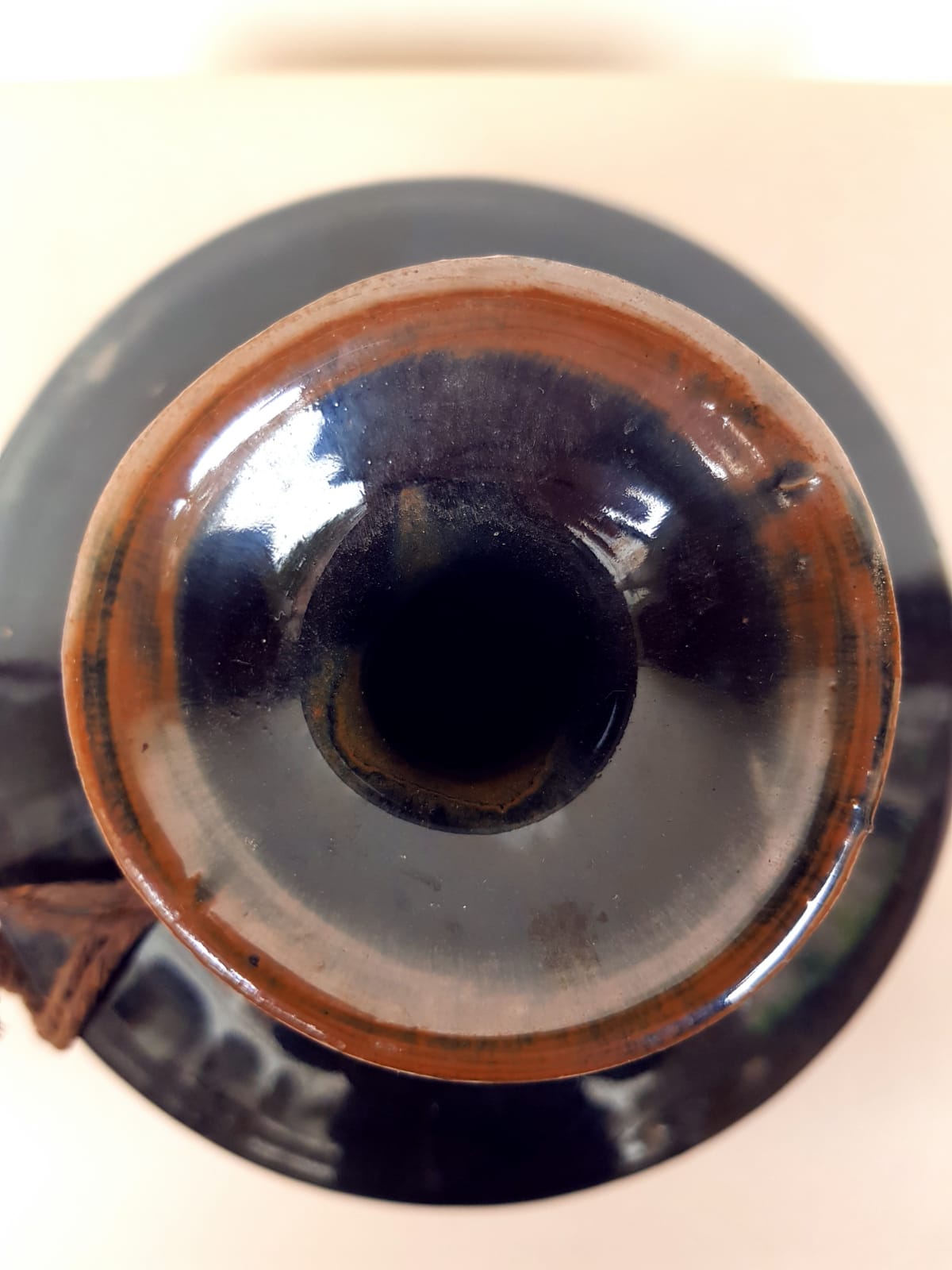 Japanese Glazed Stoneware Tokkuri (Sake Bottle), Meiji Period, late 19th Century