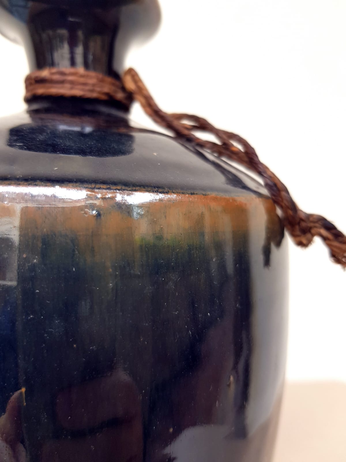 Japanese Glazed Stoneware Tokkuri (Sake Bottle), Meiji Period, late 19th Century