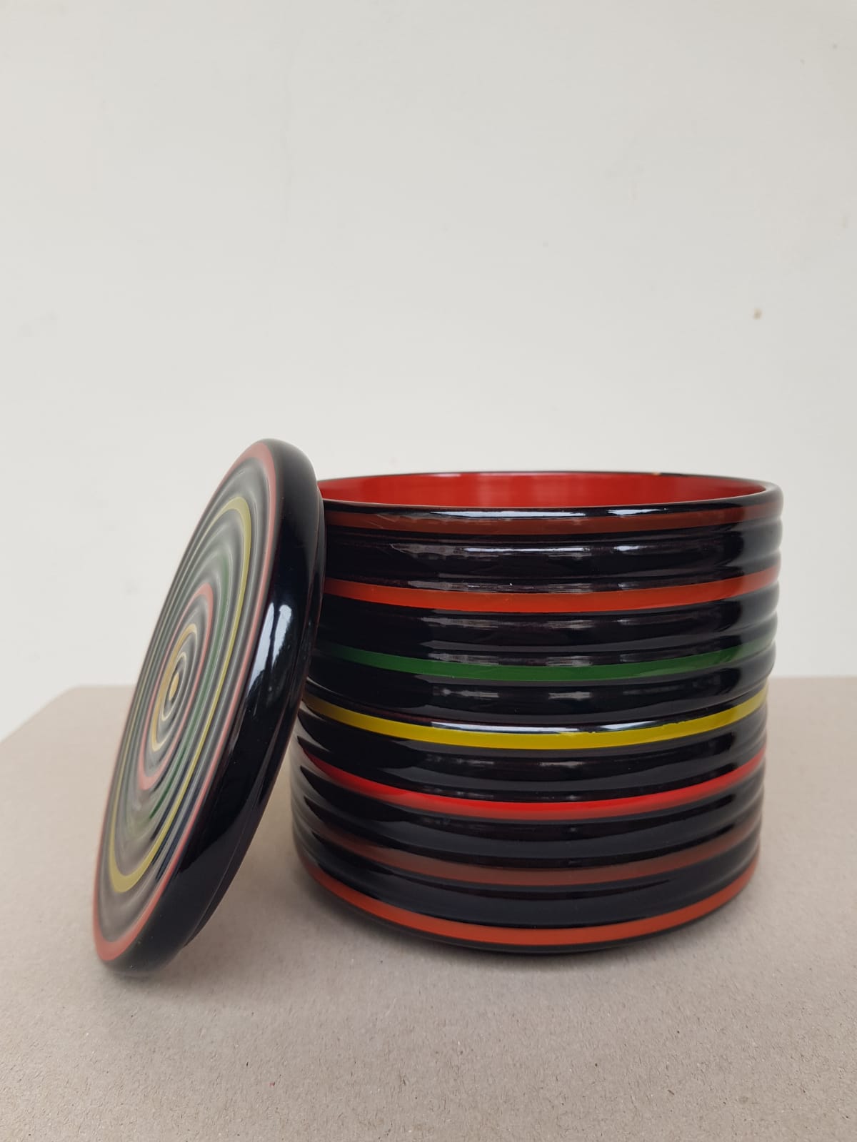 Antique Japanese Koma-nuri Lacquer Box – Traditional Spinning Top Motif , Signed Artis Studio Piece – Early 20th Century