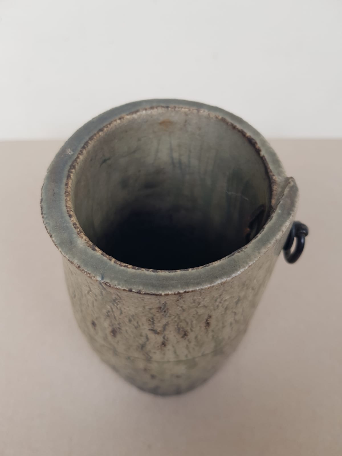 Vintage Japanese Iga-yaki Ceramic Flower Vase (Hanaire) - Signed Gento with Tomobako Box, late Showa Era