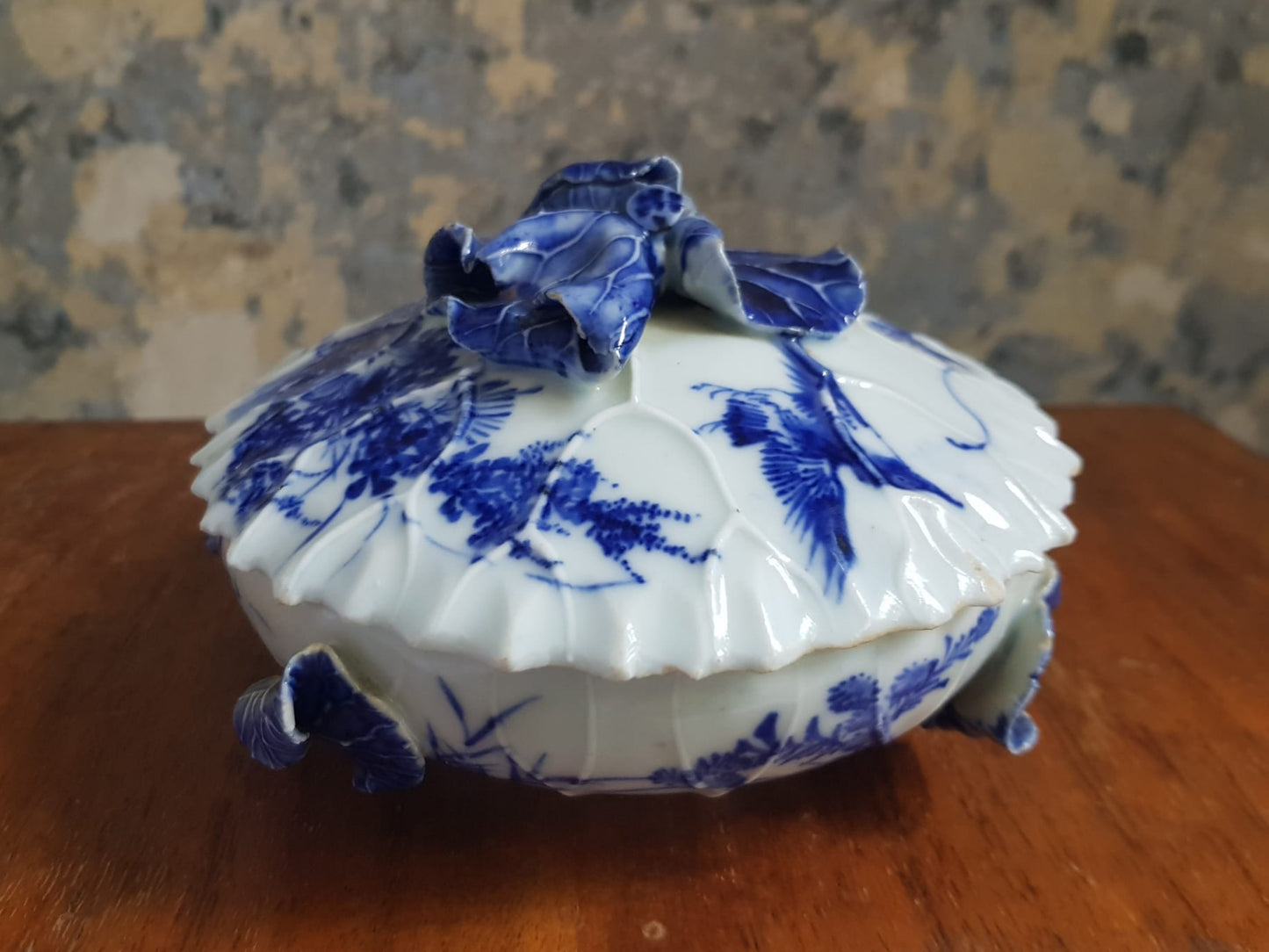 Japanese Bowl With Lid Meiji Period