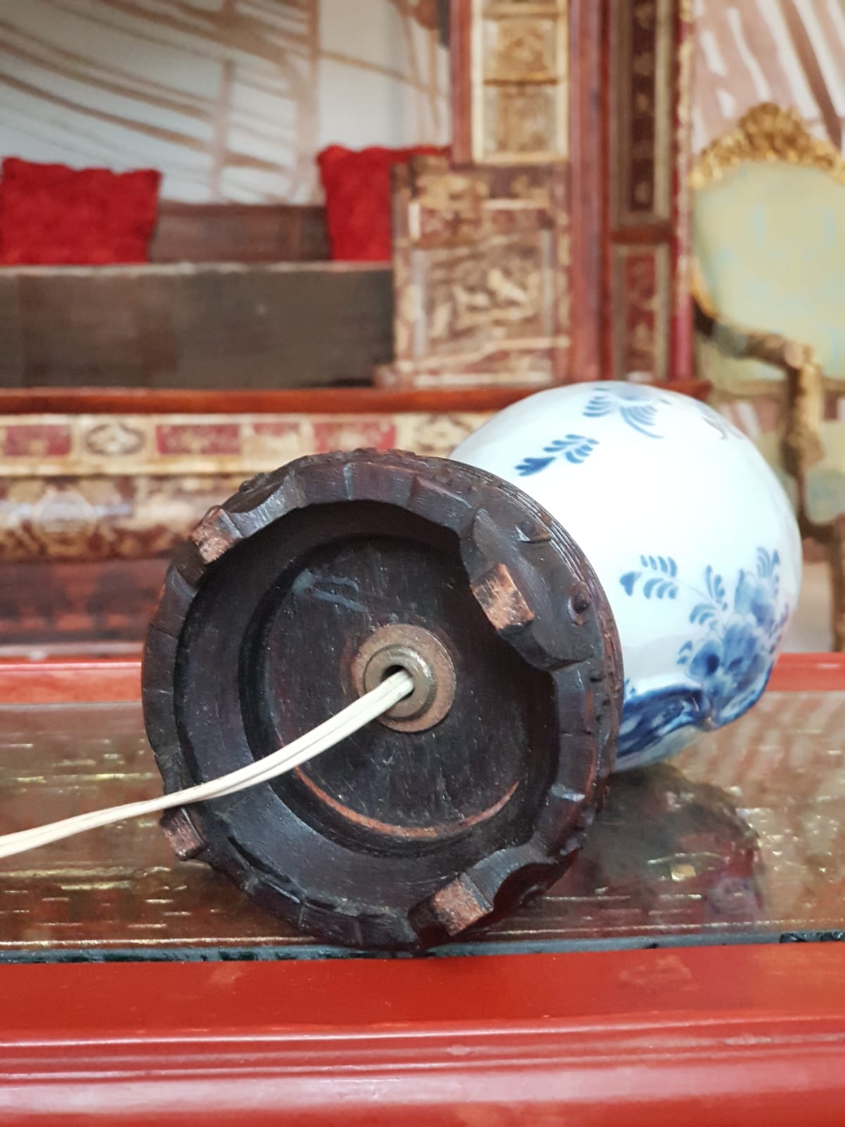 Antique Delft lampstand  1800/1900