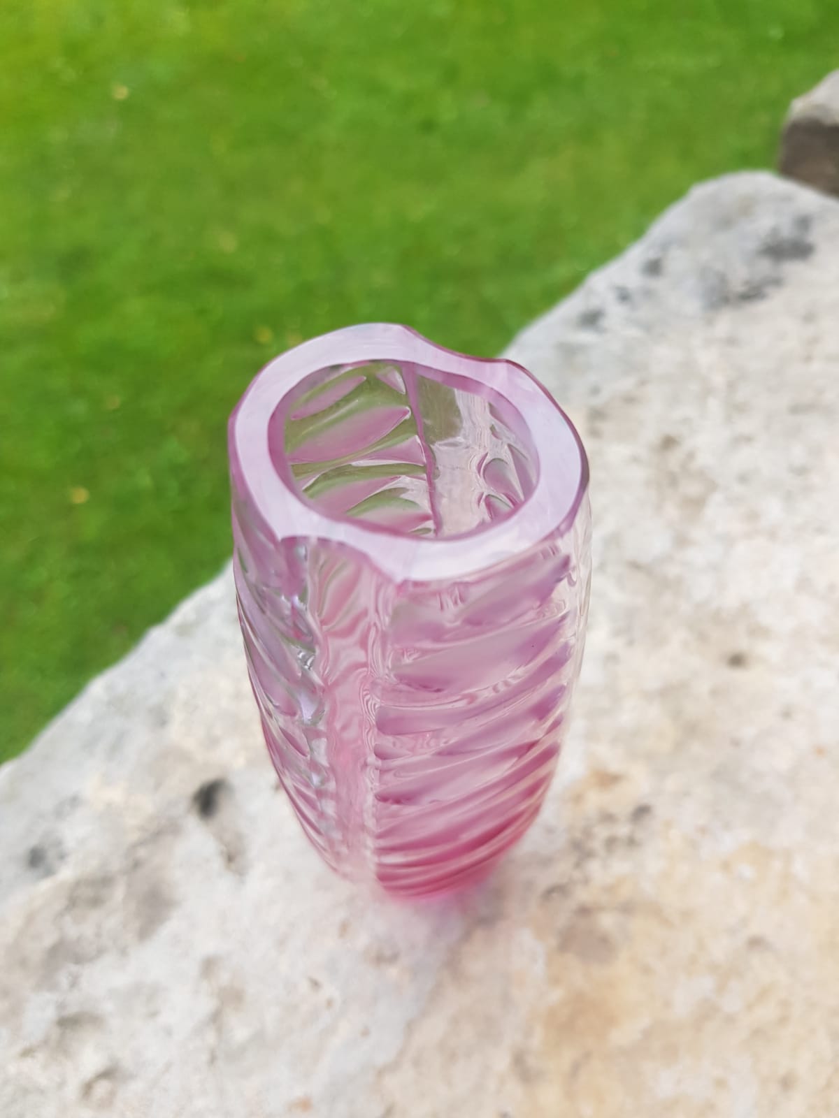 Alexandrite glass vase by Václav Horáček, Czechoslovakia 1957