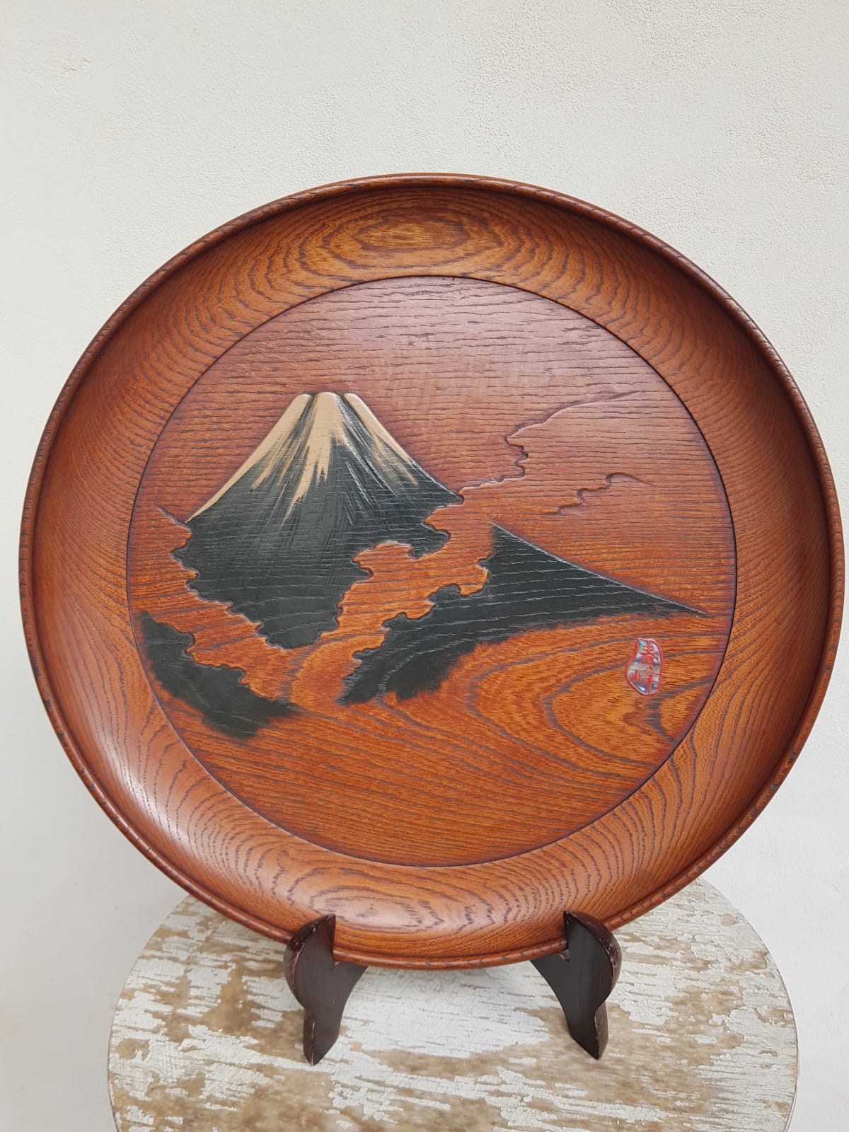 39cm Vintage Japanese Hand-Carved Zelkova Wood Tray – Mt. Fuji Motif, 20th Century