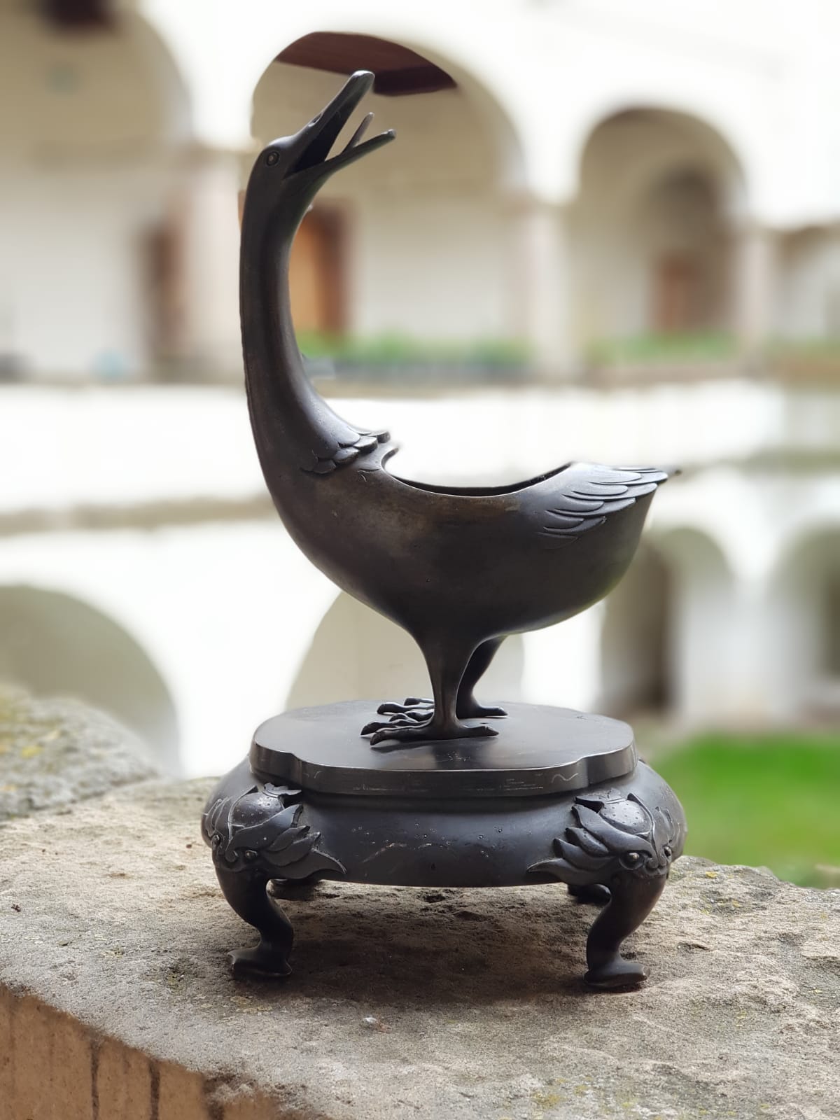 Large Antique Japanese Bronze Goose Incense Burner (Koro), Meiji Period, late 19th Century