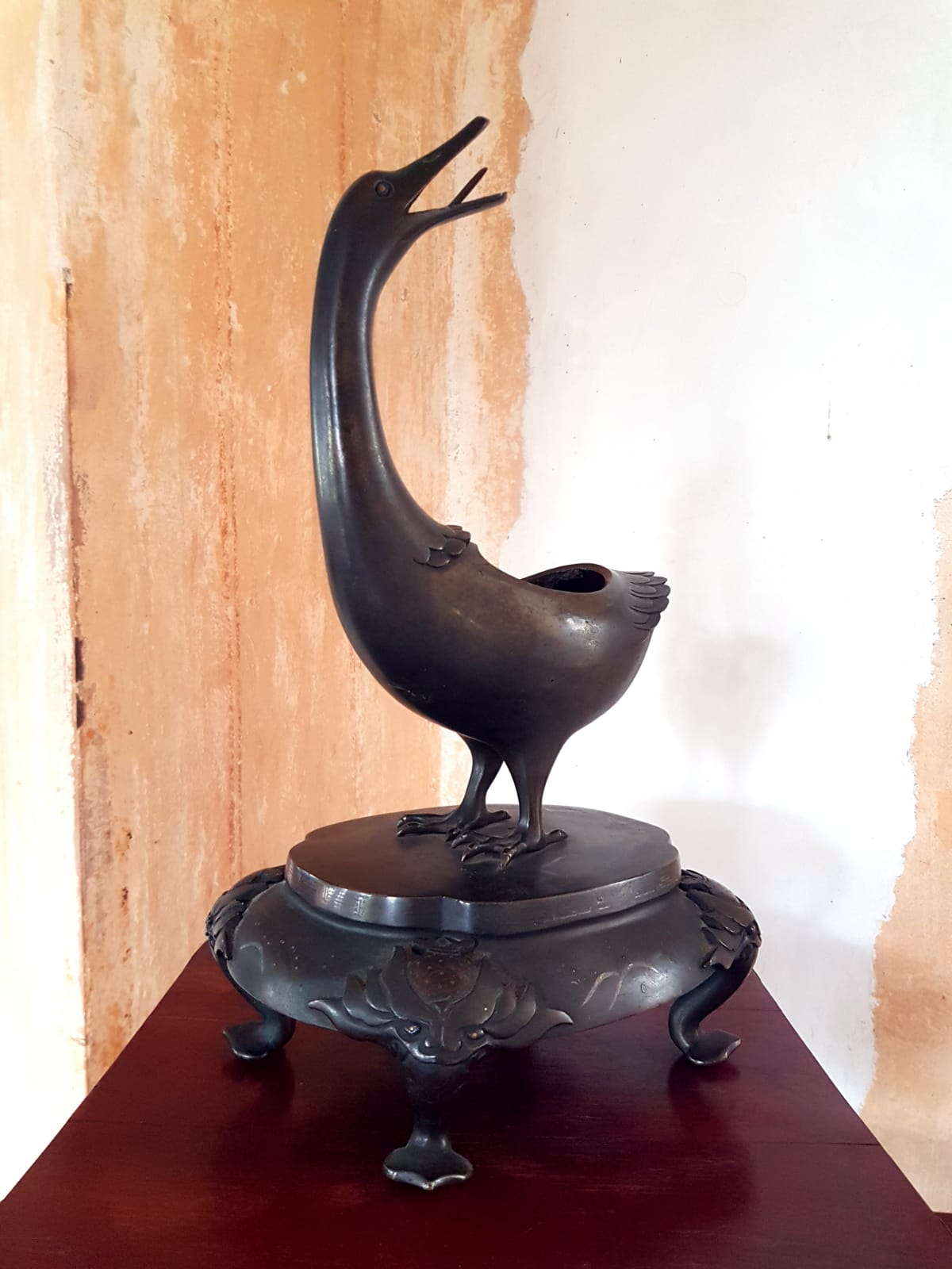 Large Antique Japanese Bronze Goose Incense Burner (Koro), Meiji Period, late 19th Century