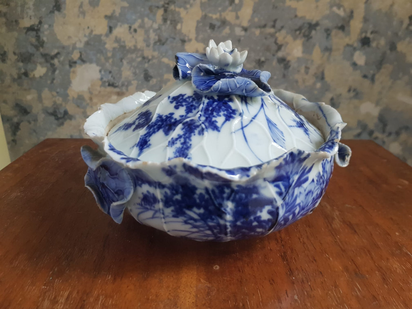 Japanese Bowl With Lid Miji Period