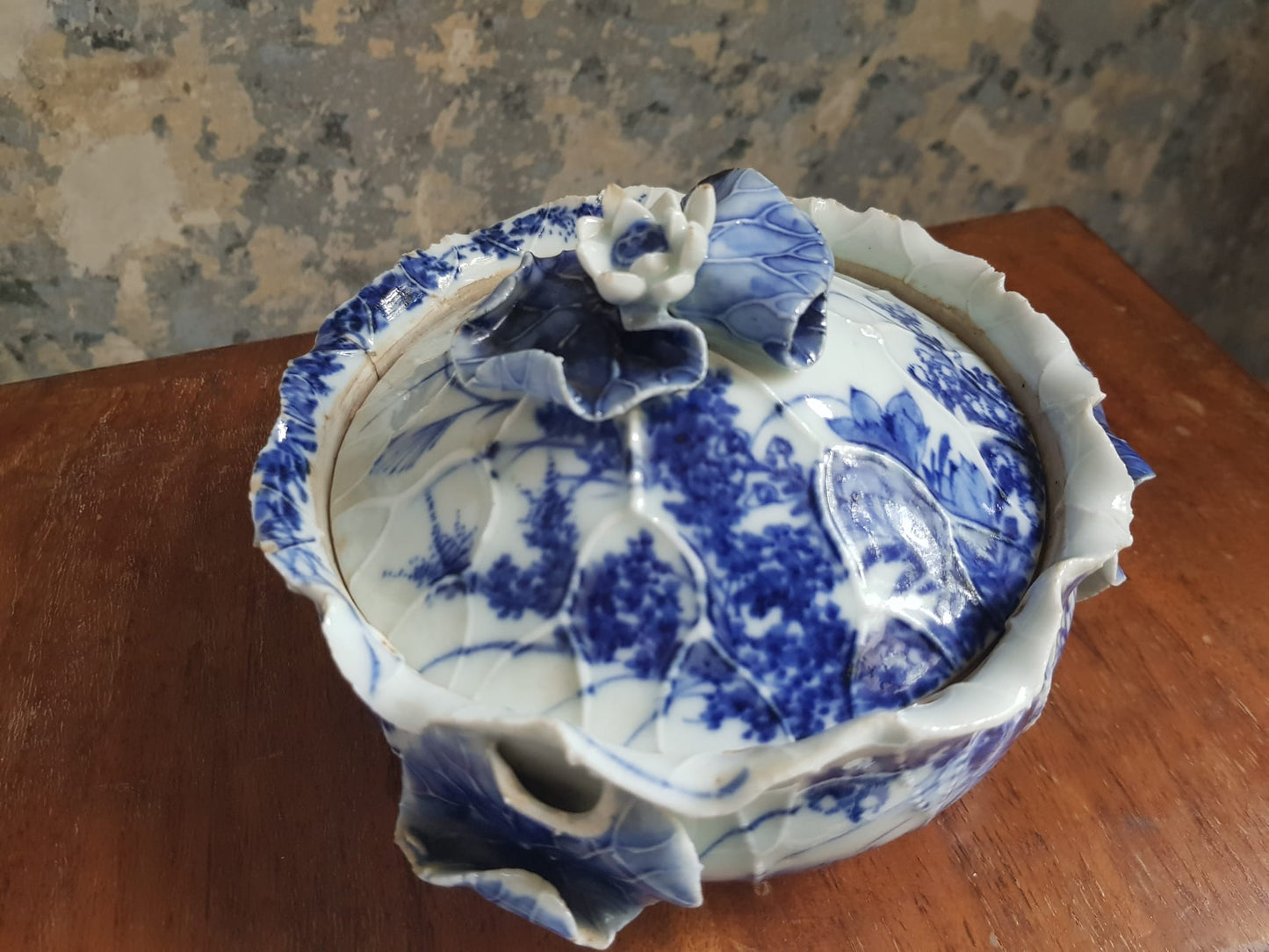 Japanese Bowl With Lid Miji Period