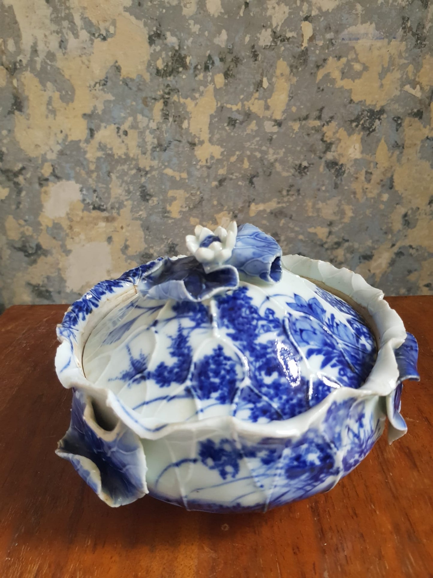 Japanese Bowl With Lid Miji Period